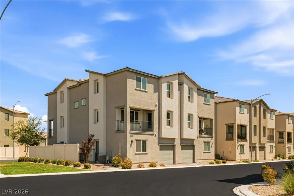 7030 Spicy Merlot, North Las Vegas, NV 89086