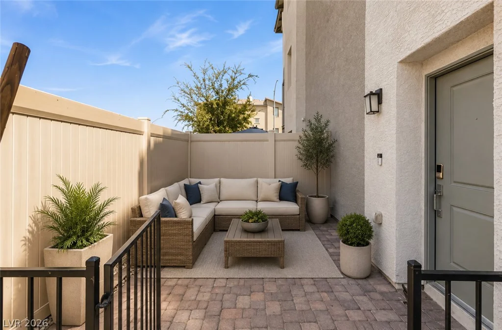 7030 Spicy Merlot, North Las Vegas, NV 89086