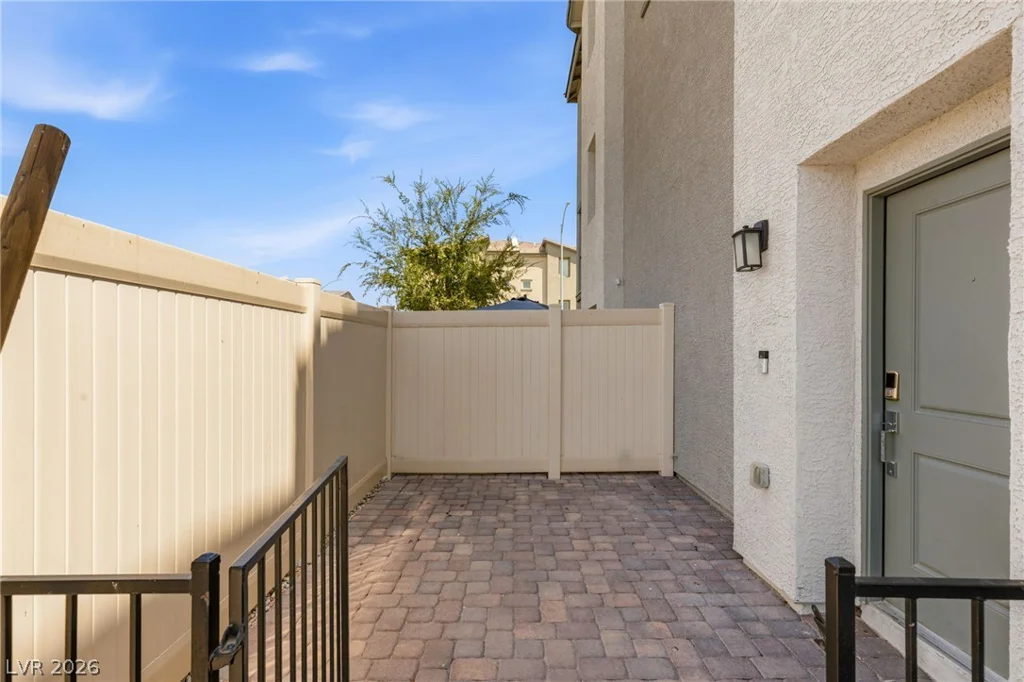 7030 Spicy Merlot, North Las Vegas, NV 89086