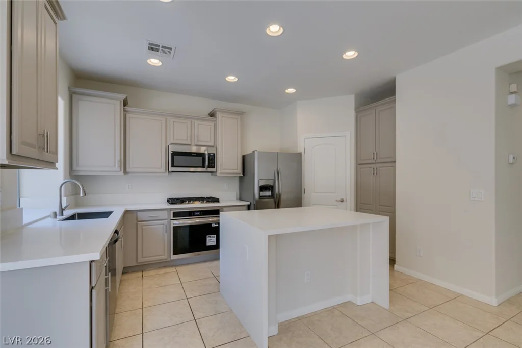 9855 Big Window, Las Vegas, NV 89178