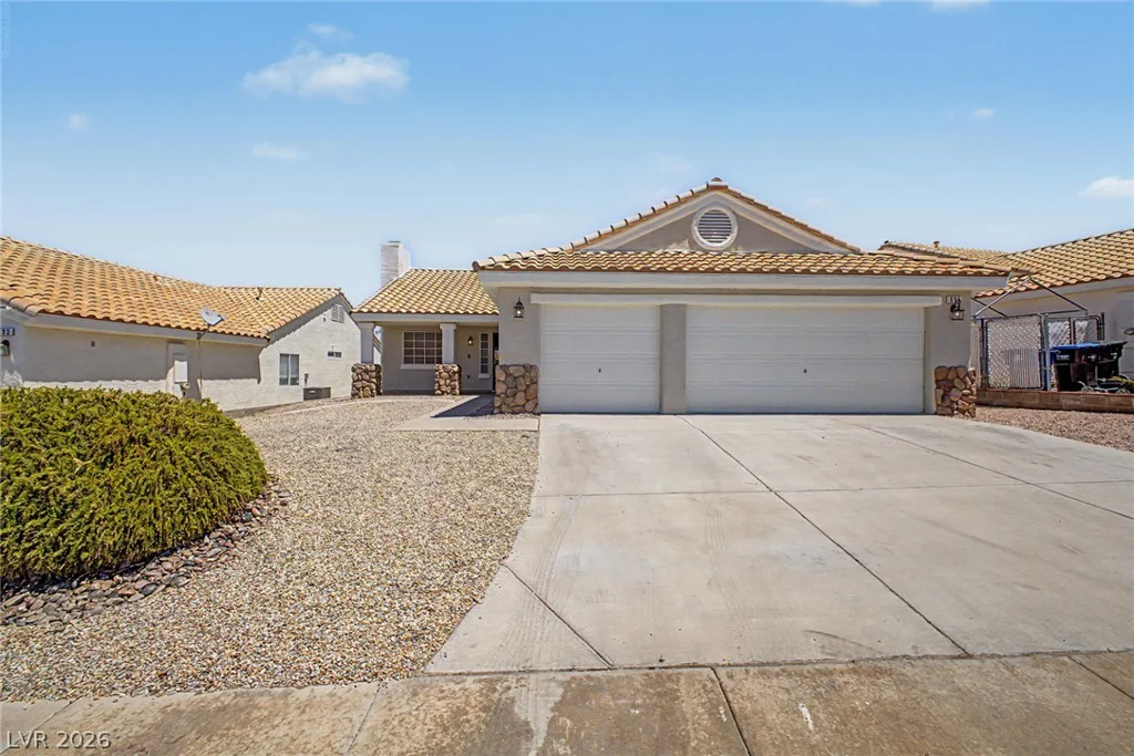 695 Pacific, Henderson, NV 89002