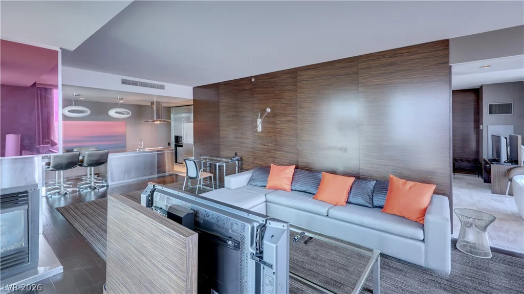 4381 Flamingo, Las Vegas, NV 89103