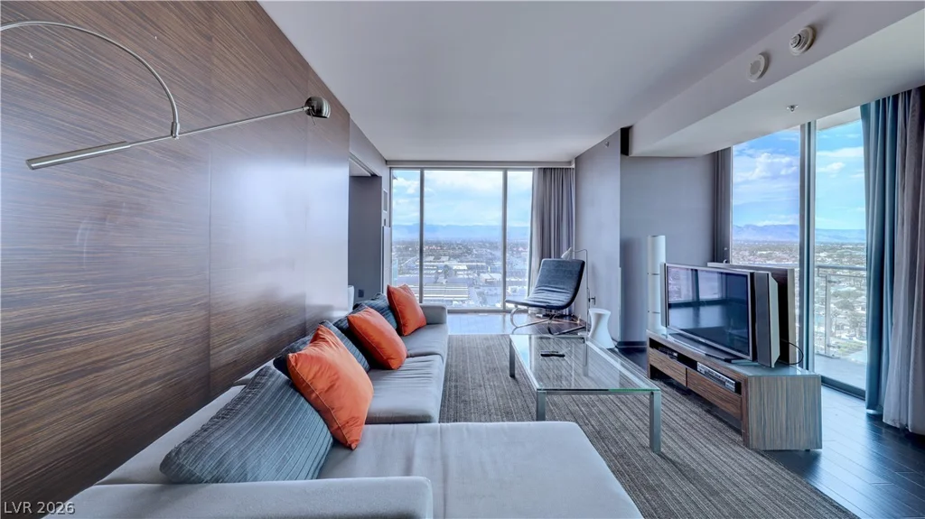 4381 Flamingo, Las Vegas, NV 89103