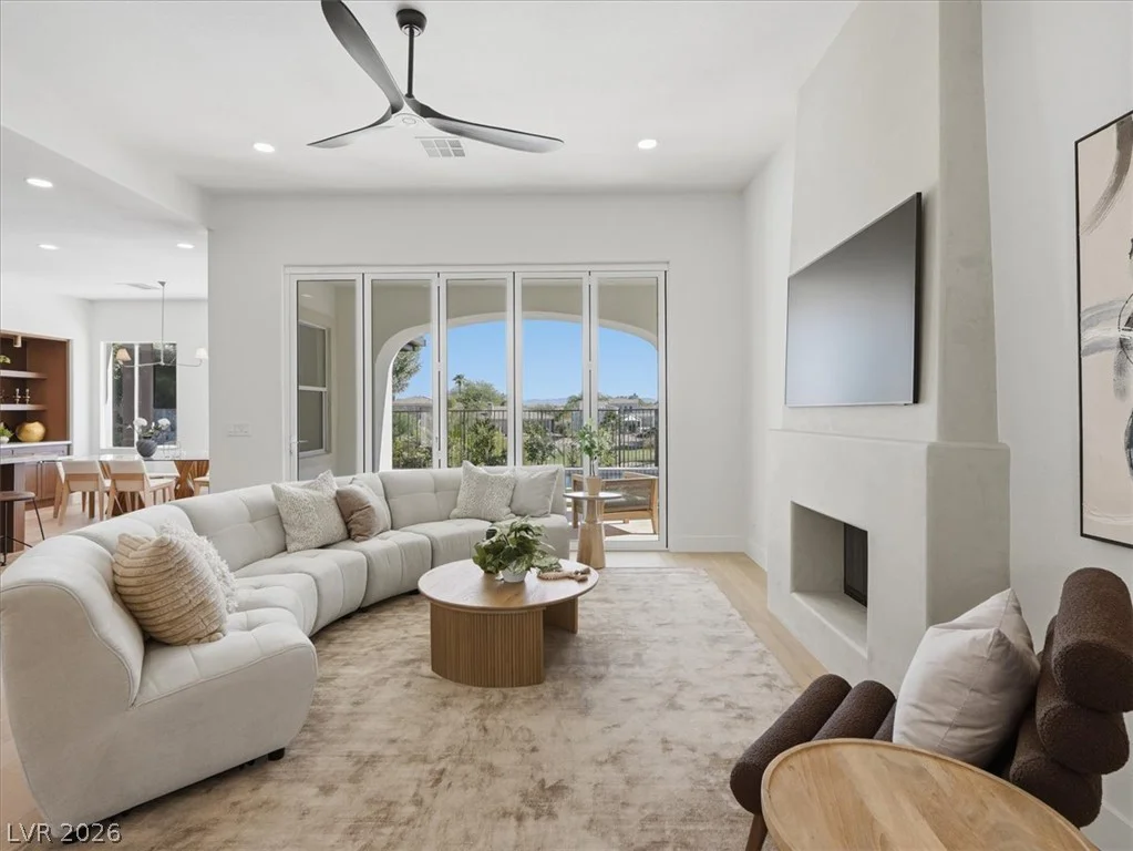 3074 Soft Horizon, Las Vegas, NV 89135