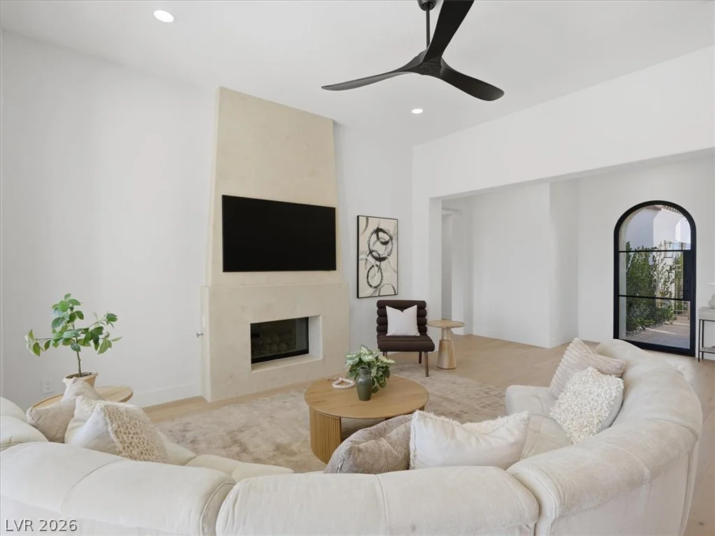 3074 Soft Horizon, Las Vegas, NV 89135