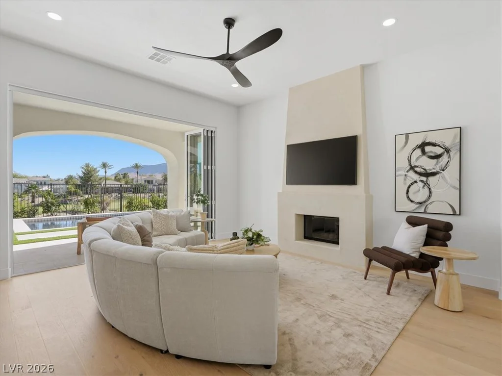 3074 Soft Horizon, Las Vegas, NV 89135