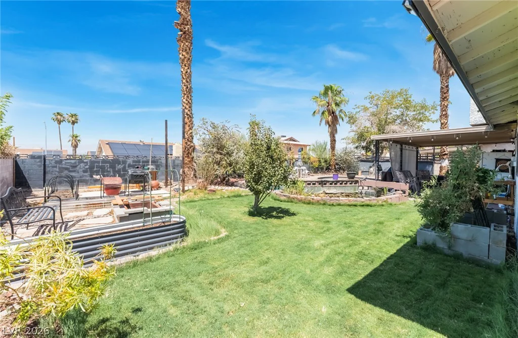 1855 Twin Oaks, Las Vegas, NV 89156