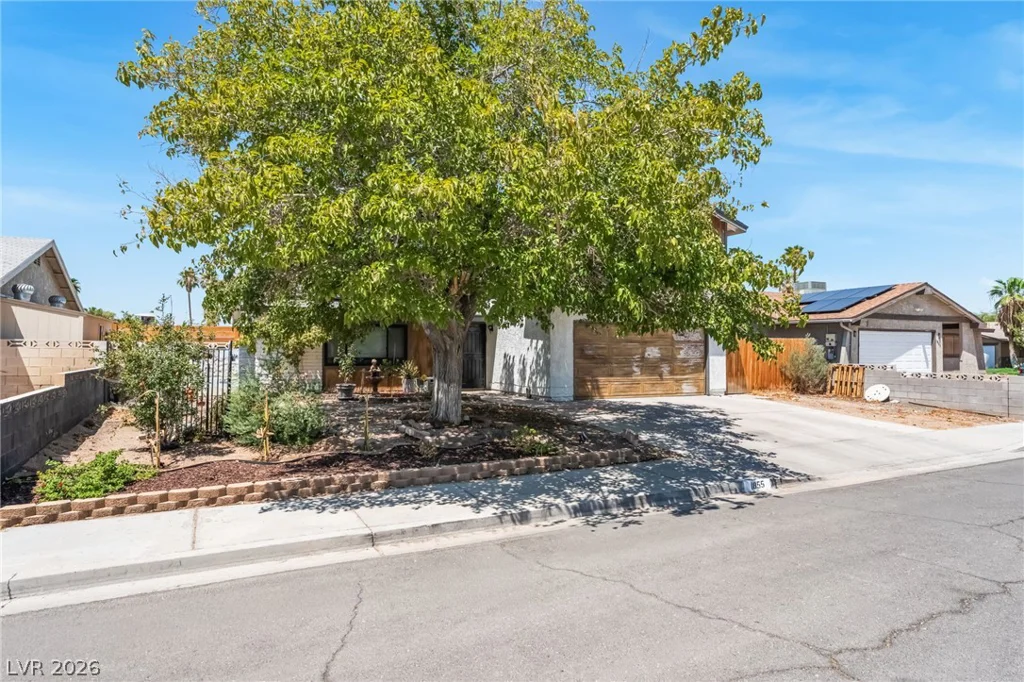 1855 Twin Oaks, Las Vegas, NV 89156