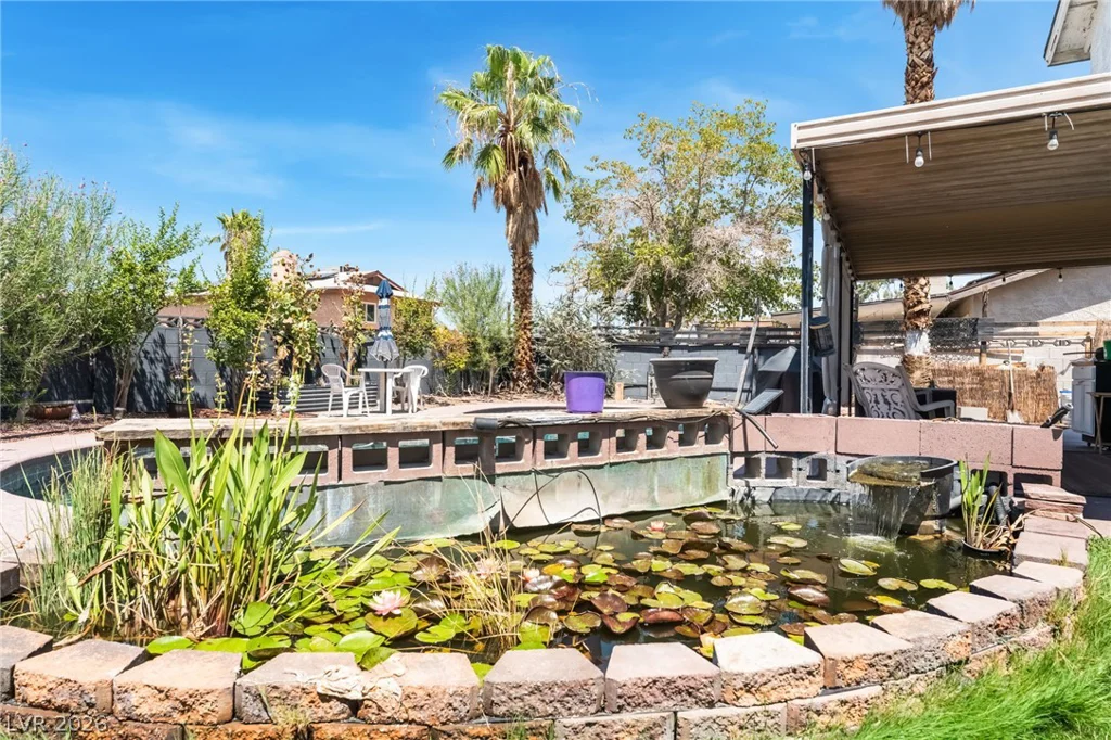 1855 Twin Oaks, Las Vegas, NV 89156