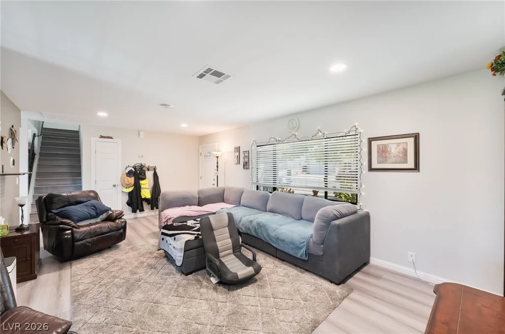 1855 Twin Oaks, Las Vegas, NV 89156