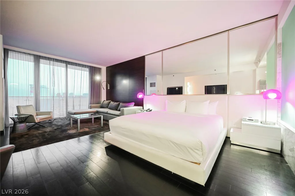 4381 Flamingo, Las Vegas, NV 89103