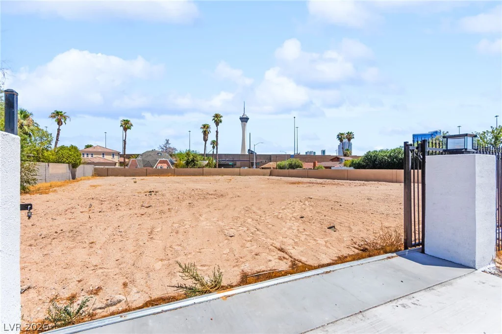 1629 Westwood, Las Vegas, NV 89102