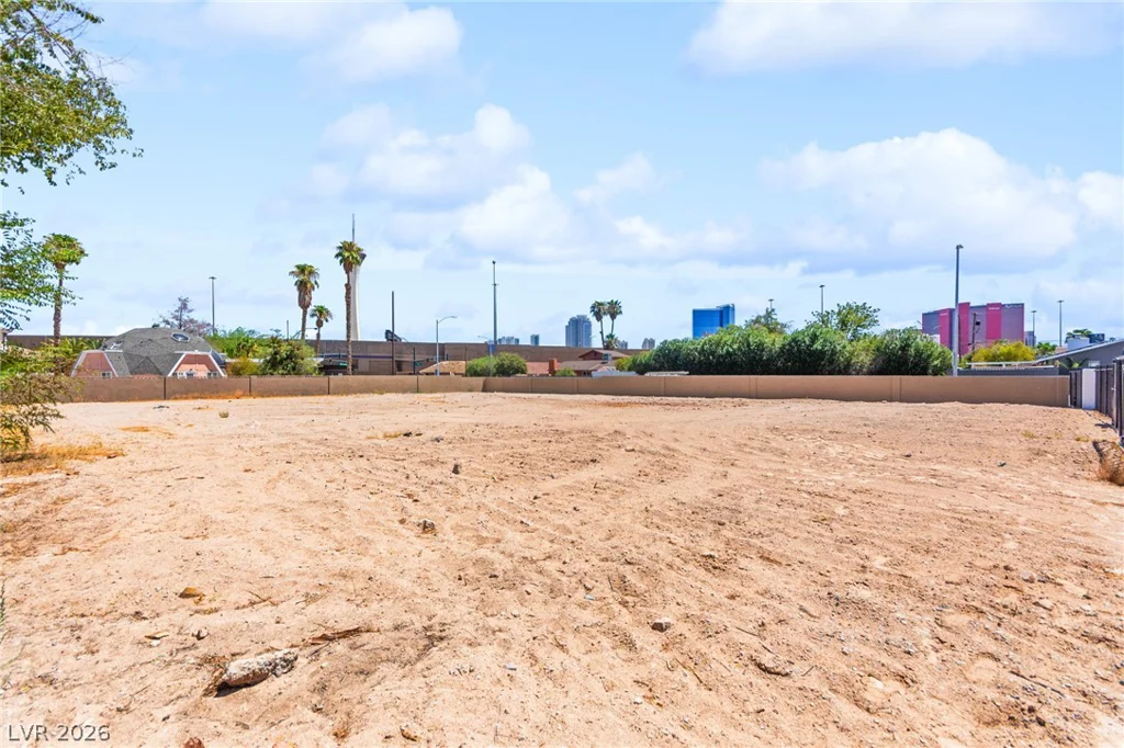 1629 Westwood, Las Vegas, NV 89102