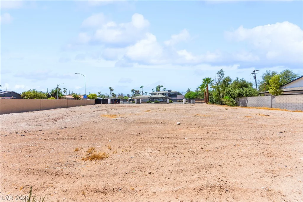 1629 Westwood, Las Vegas, NV 89102