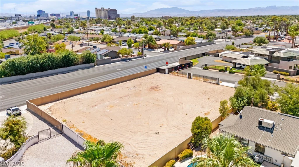1629 Westwood, Las Vegas, NV 89102