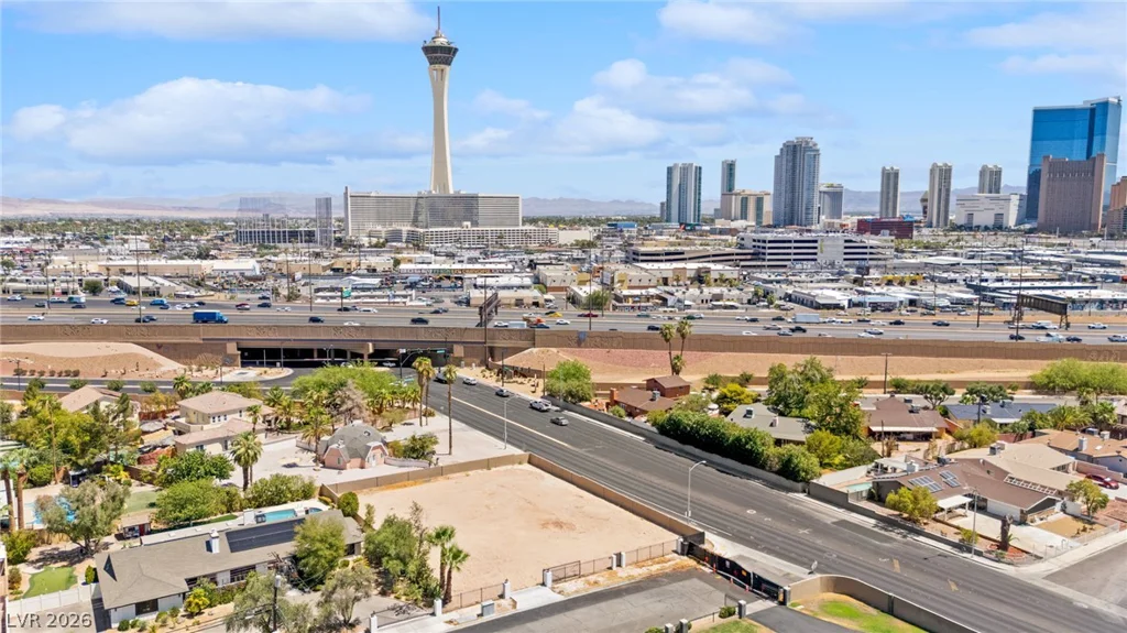 1629 Westwood, Las Vegas, NV 89102