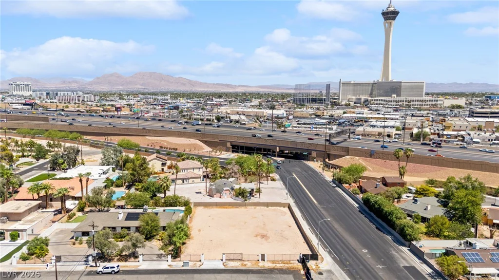 1629 Westwood, Las Vegas, NV 89102