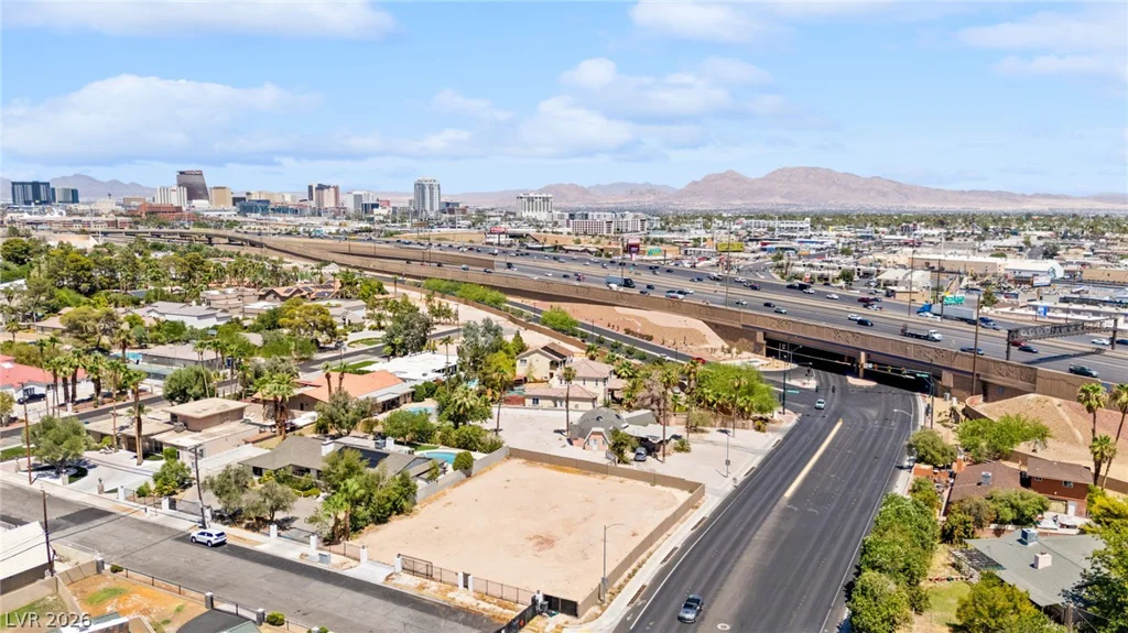 1629 Westwood, Las Vegas, NV 89102
