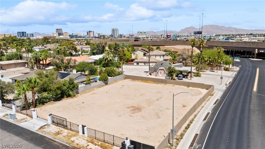 1629 Westwood, Las Vegas, NV 89102