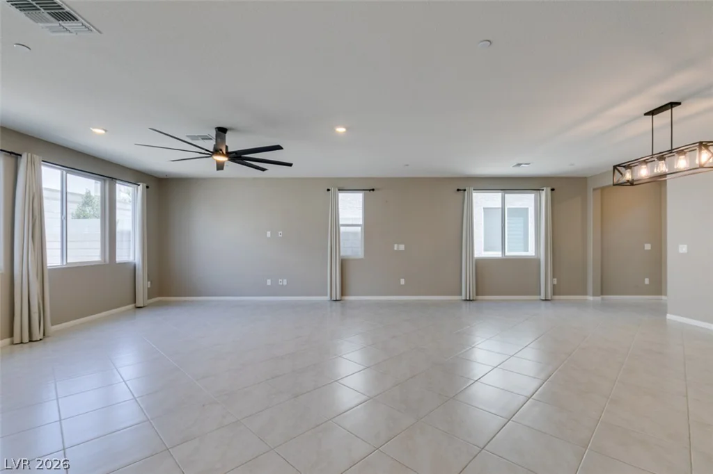 9949 Locking Biner, Las Vegas, NV 89166