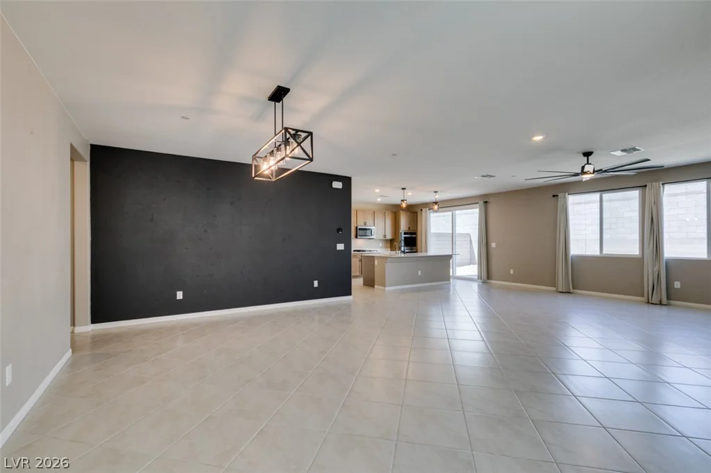 9949 Locking Biner, Las Vegas, NV 89166