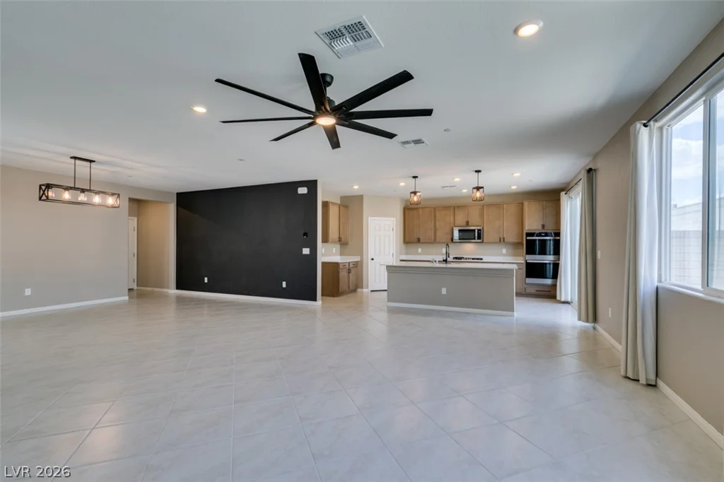 9949 Locking Biner, Las Vegas, NV 89166