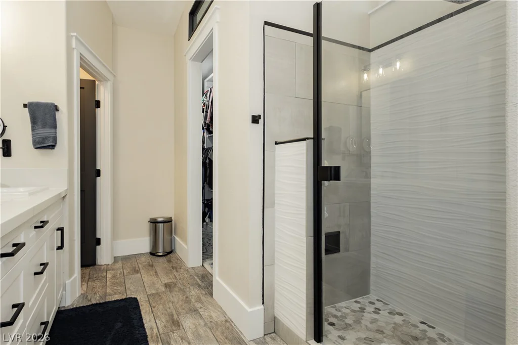 7000 Wild Wave, Las Vegas, NV 89131