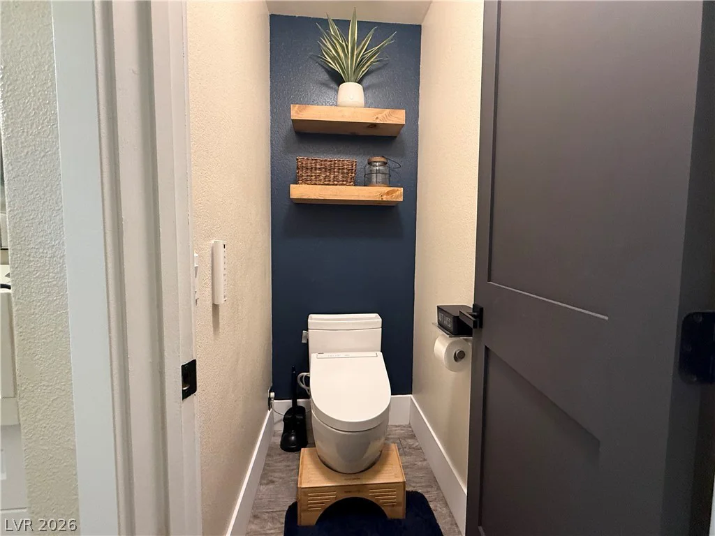 7000 Wild Wave, Las Vegas, NV 89131