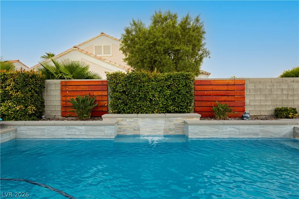 7000 Wild Wave, Las Vegas, NV 89131