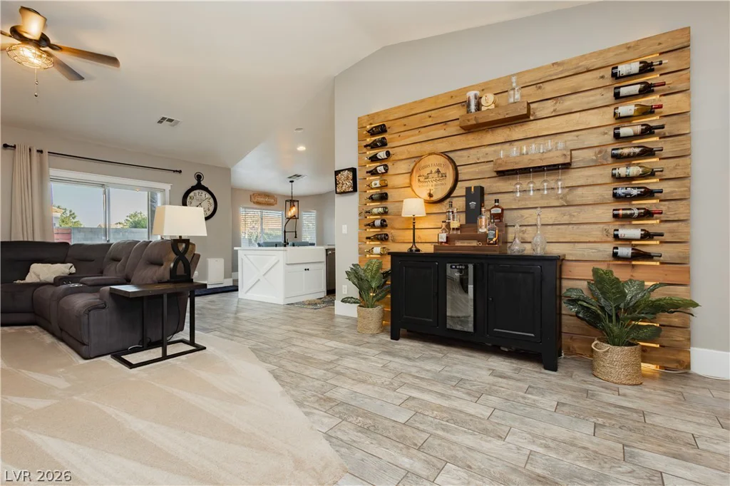 7000 Wild Wave, Las Vegas, NV 89131
