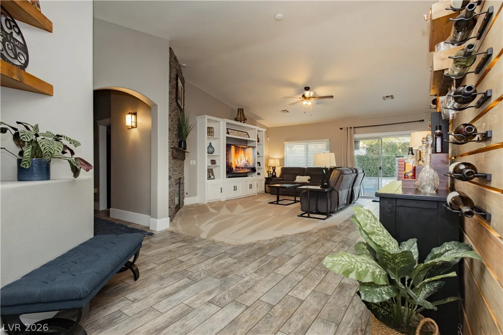 7000 Wild Wave, Las Vegas, NV 89131