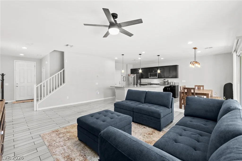 8106 Diggy, Las Vegas, NV 89113