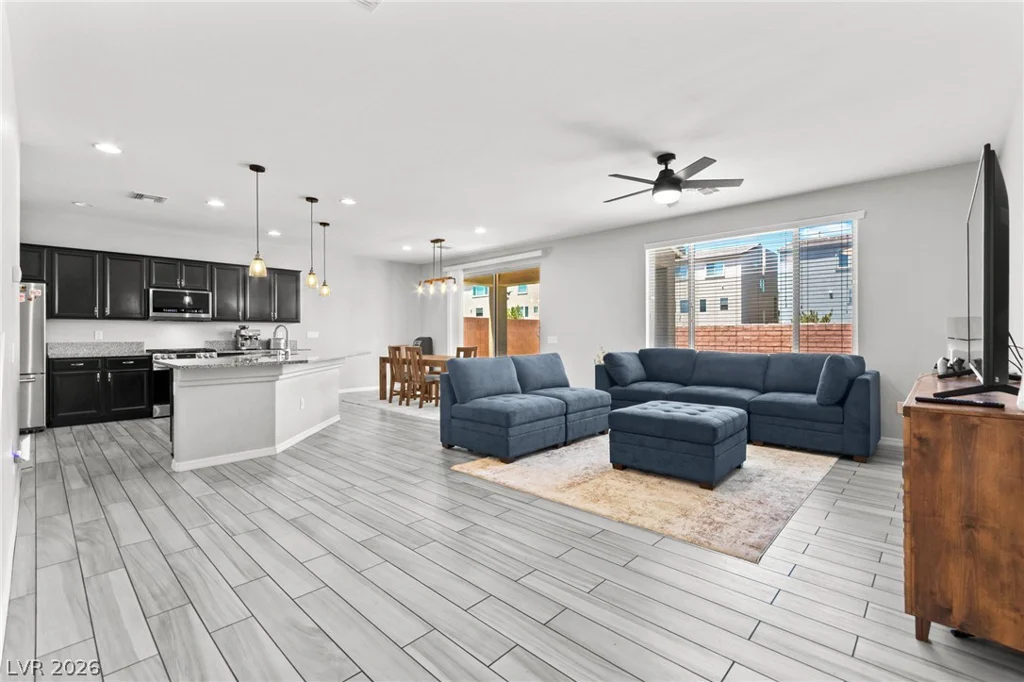 8106 Diggy, Las Vegas, NV 89113