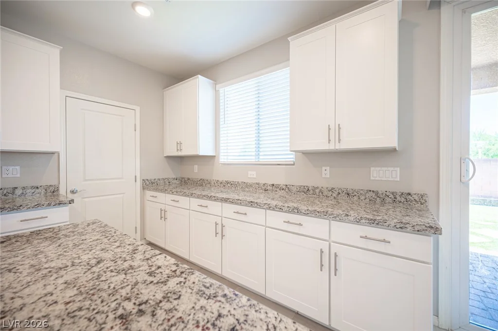 7612 Linton, North Las Vegas, NV 89084