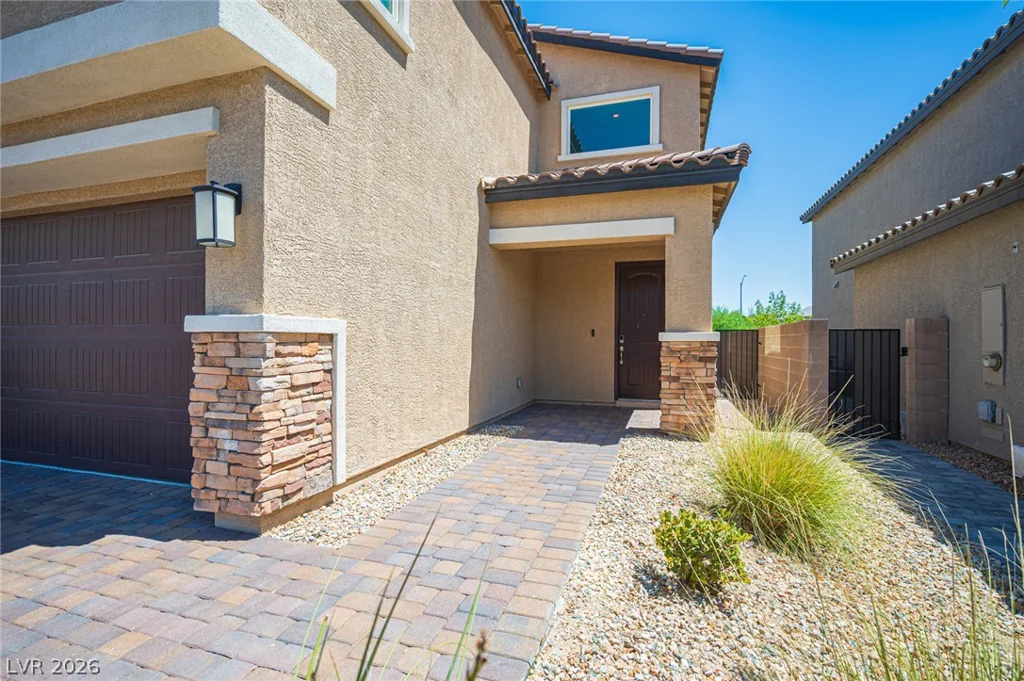 7612 Linton, North Las Vegas, NV 89084