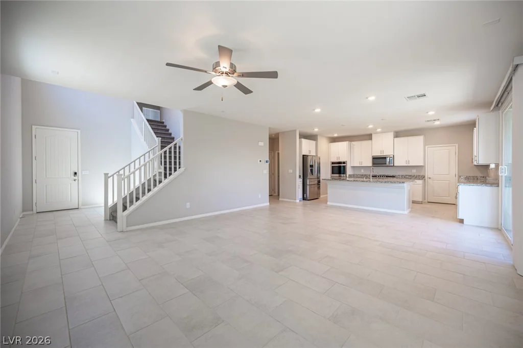 7612 Linton, North Las Vegas, NV 89084