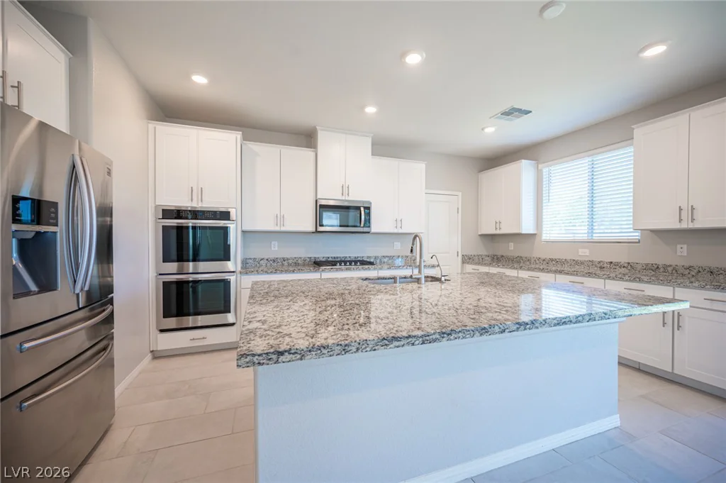 7612 Linton, North Las Vegas, NV 89084