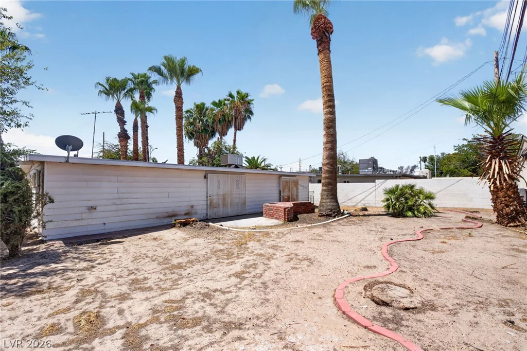 3021 Brady, Las Vegas, NV 89101