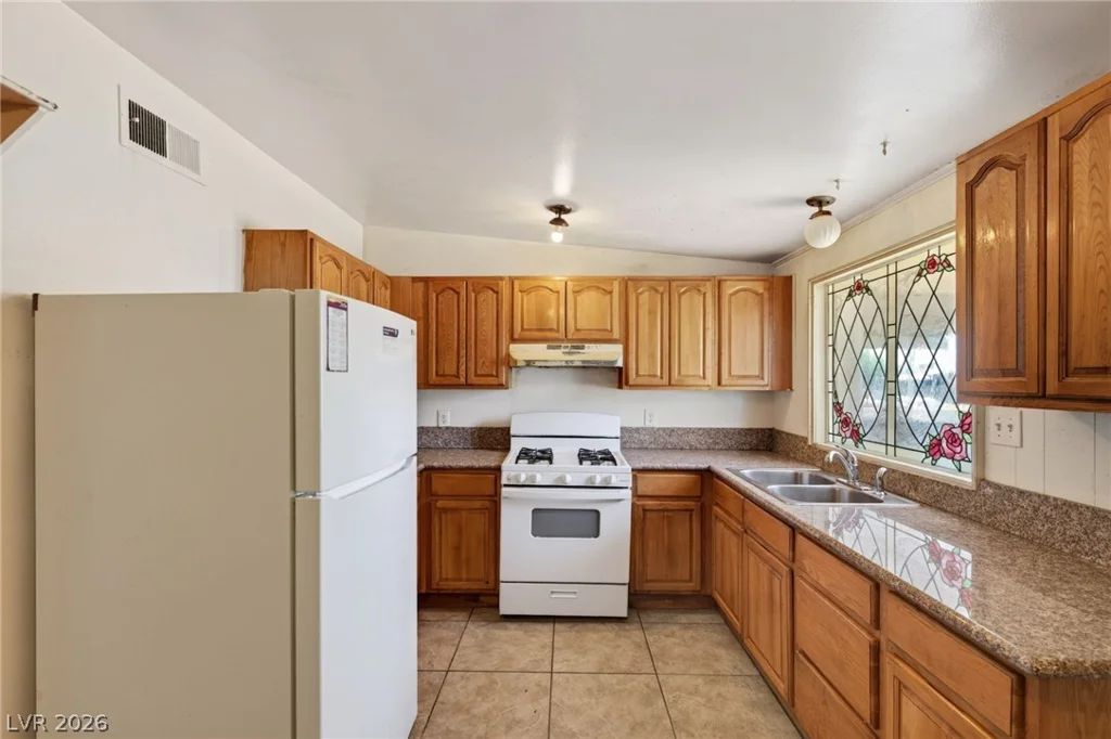 3021 Brady, Las Vegas, NV 89101