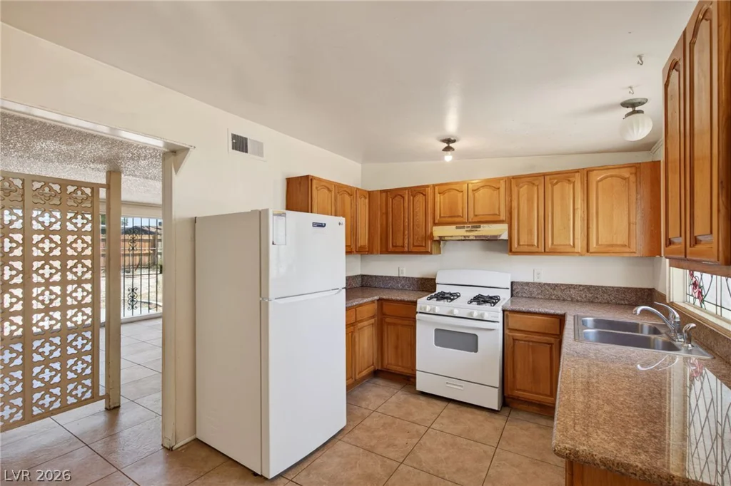 3021 Brady, Las Vegas, NV 89101