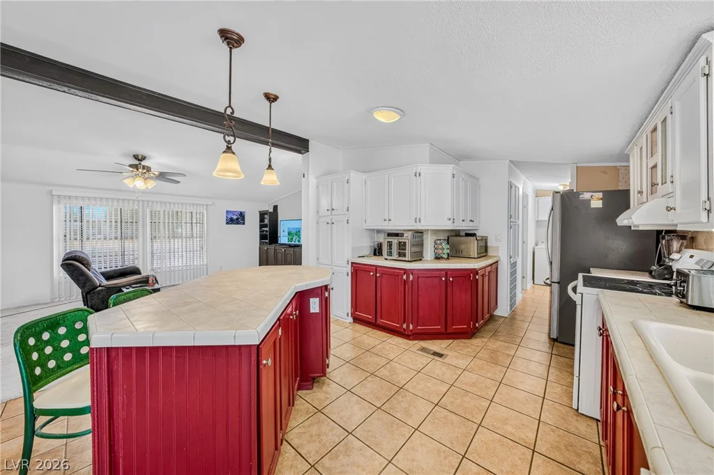 4671 Jackie, Pahrump, NV 89048