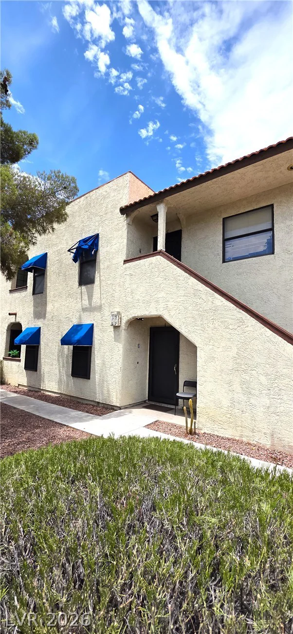 6117 Oakey, Las Vegas, NV 89146