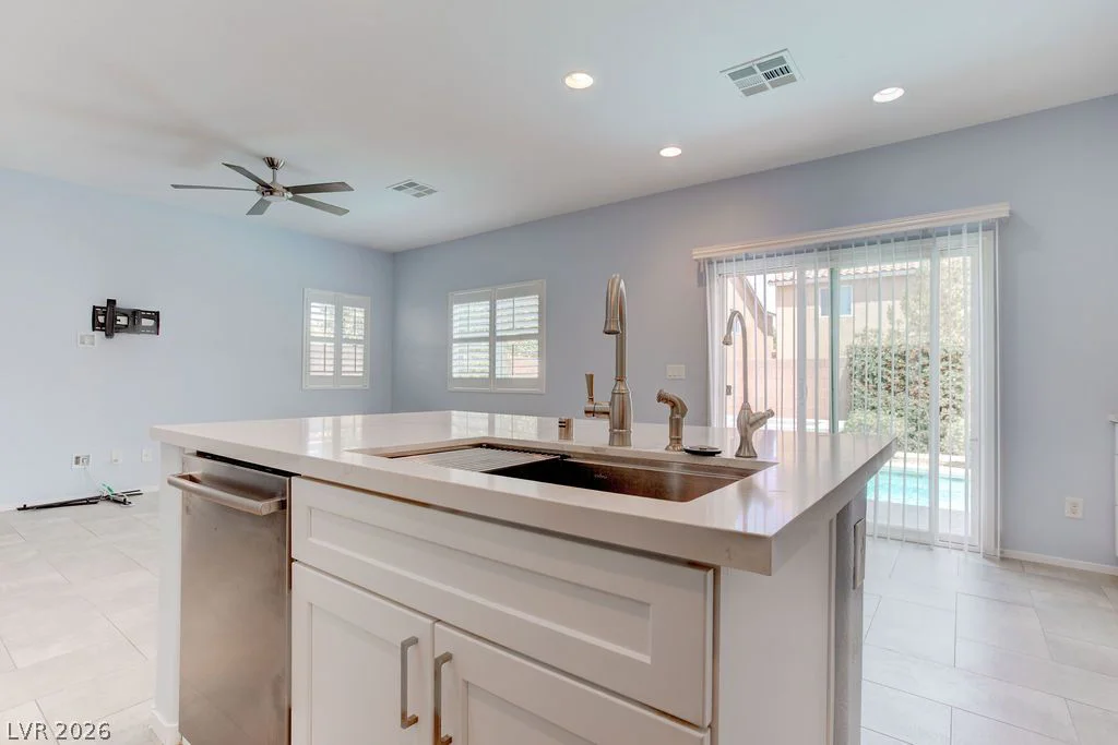 6442 Harline Heights, Las Vegas, NV 89113