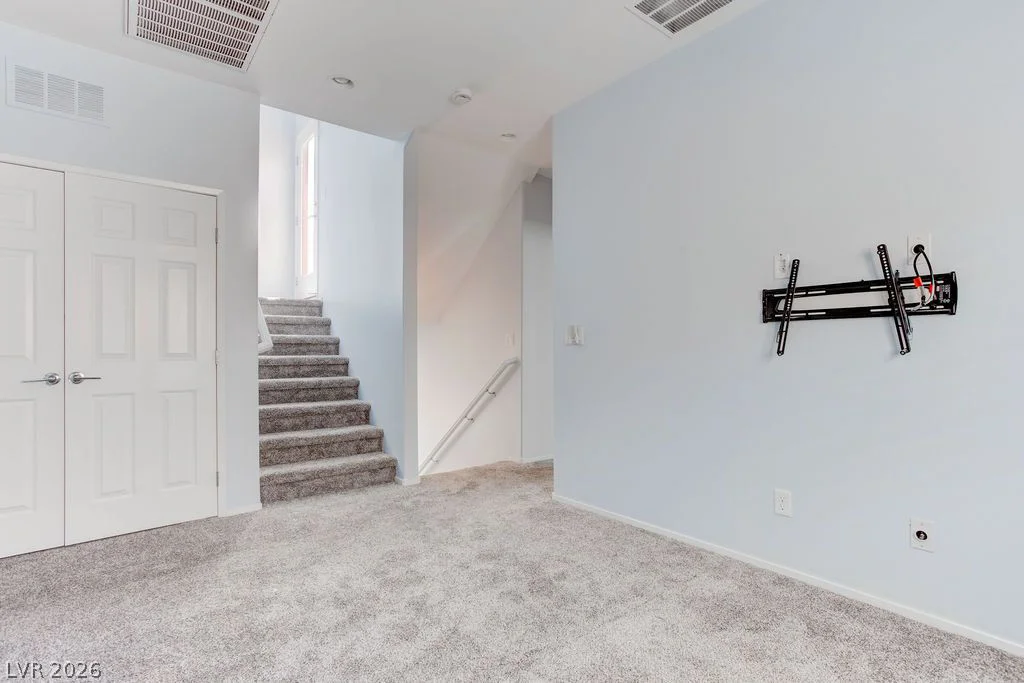 6442 Harline Heights, Las Vegas, NV 89113