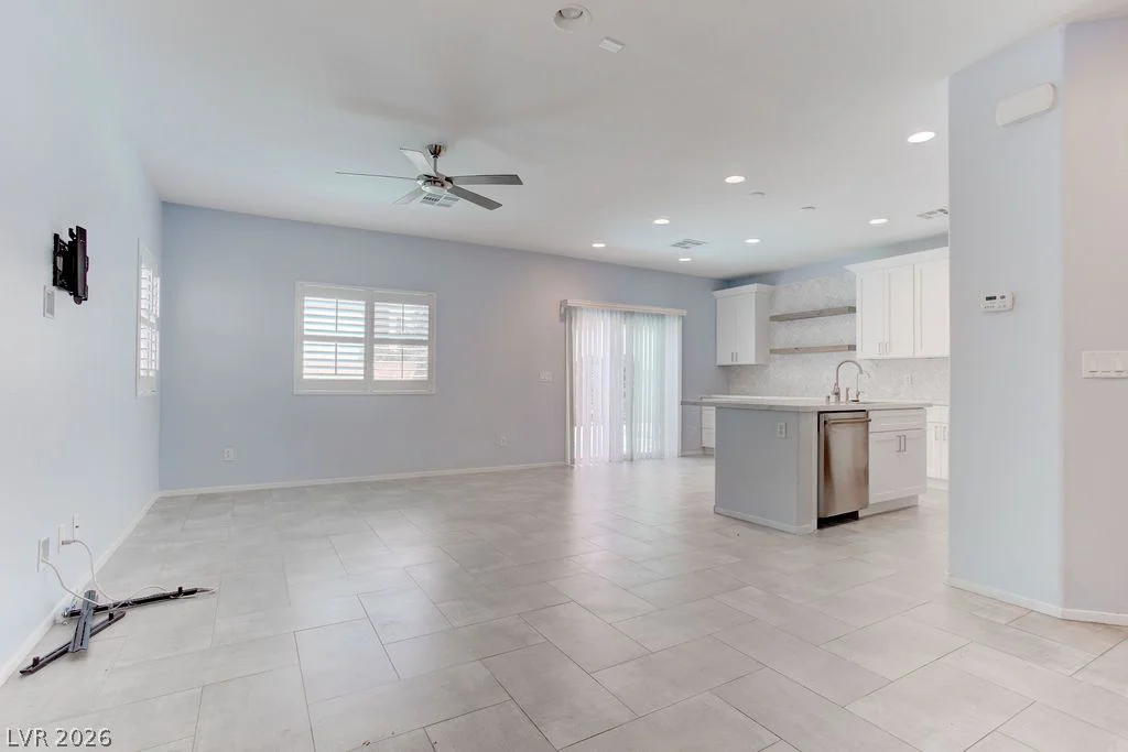 6442 Harline Heights, Las Vegas, NV 89113