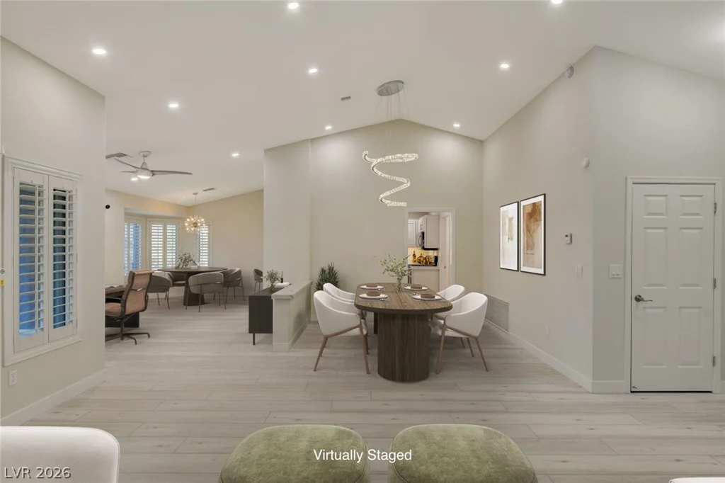 10044 Woodhouse, Las Vegas, NV 89134