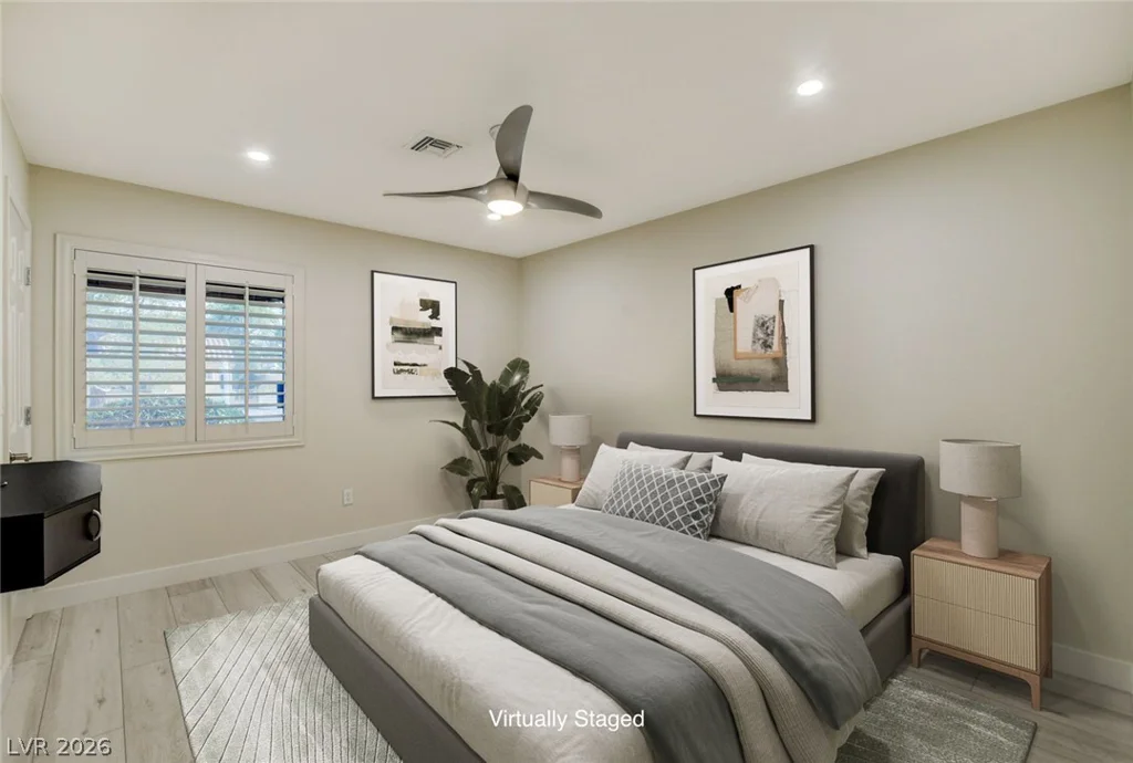 10044 Woodhouse, Las Vegas, NV 89134