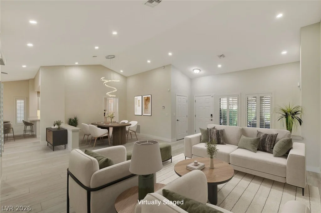 10044 Woodhouse, Las Vegas, NV 89134
