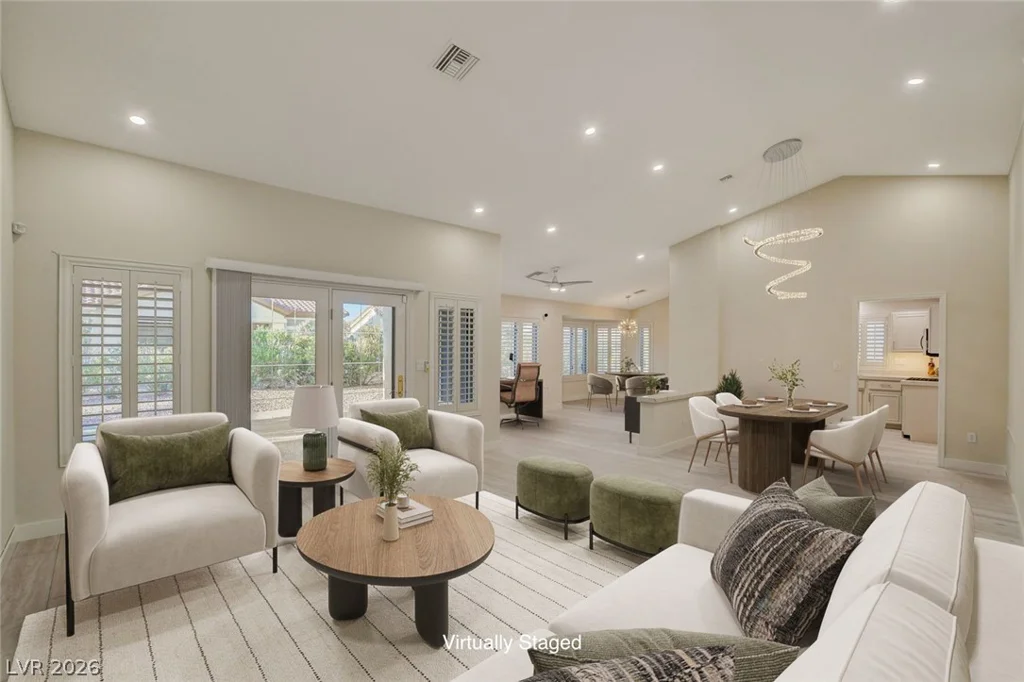 10044 Woodhouse, Las Vegas, NV 89134