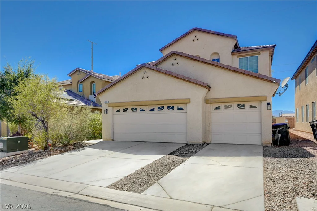 6105 Glenborough, Las Vegas, NV 89115